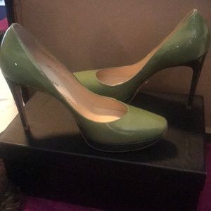 37.5/38M Emporio Armani green high heel pumps